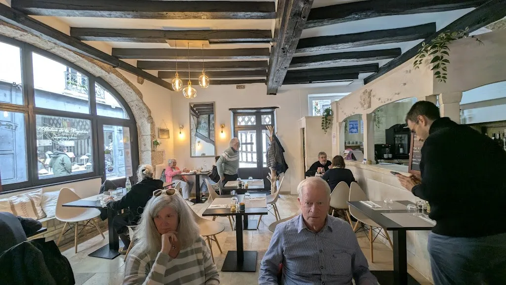 Jim Bryan_Le Castelet_Blois_review