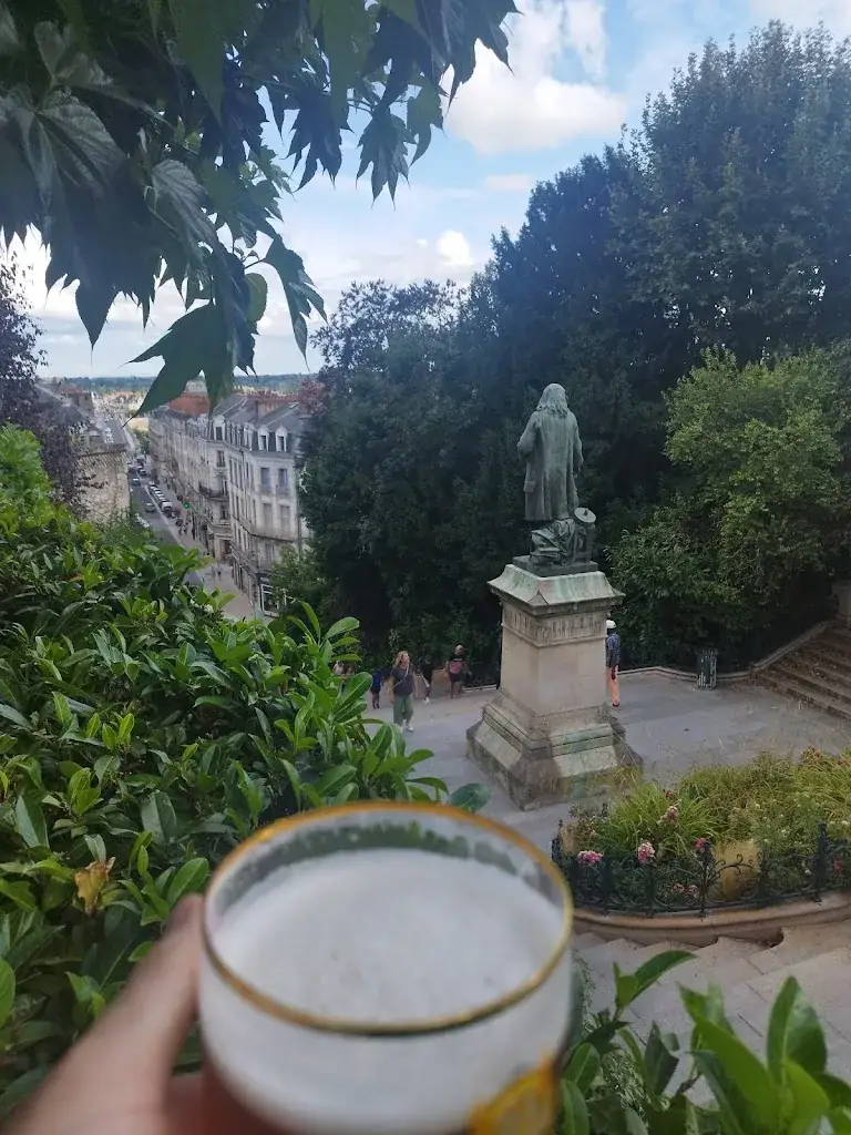 Edwin B. Flavin_Le Denis Papin_Blois_review