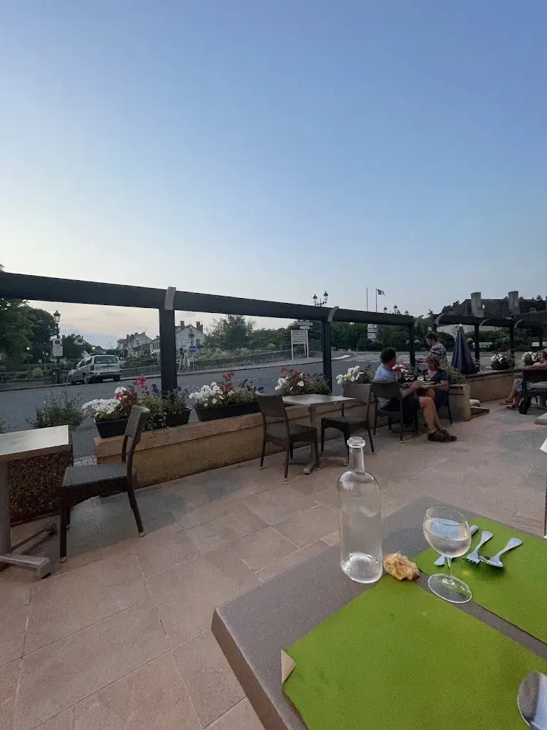 Le Petit Saint Trop_Briare_slider_image_1