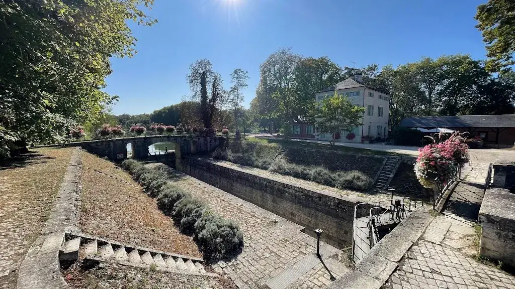 LE RELAIS DE MANTELOT_Châtillon-sur-Loire_slider_image_3