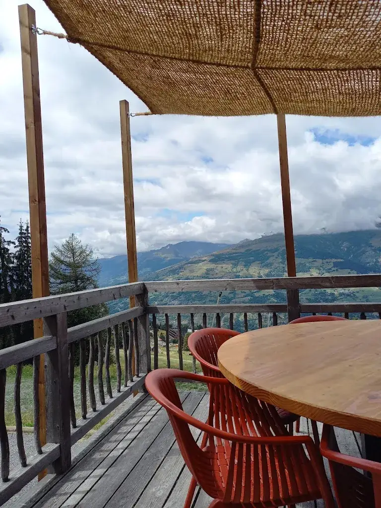 Le Sanglier qui fume_Bourg-Saint-Maurice_slider_image_1