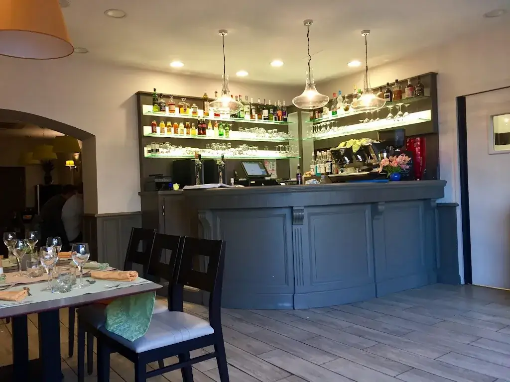 Laurent Padou_Entre Loire et Sologne_Sully-sur-Loire_review