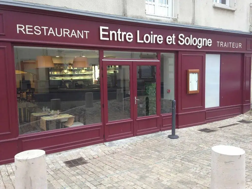 Entre Loire et Sologne restaurant in Sully-sur-Loire