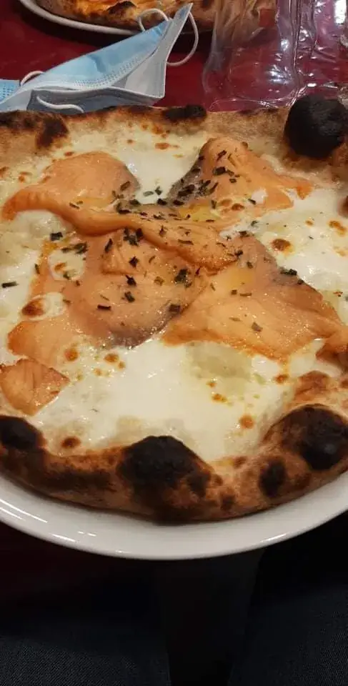 anita letessier_City _ Pizza_Brezolles_review