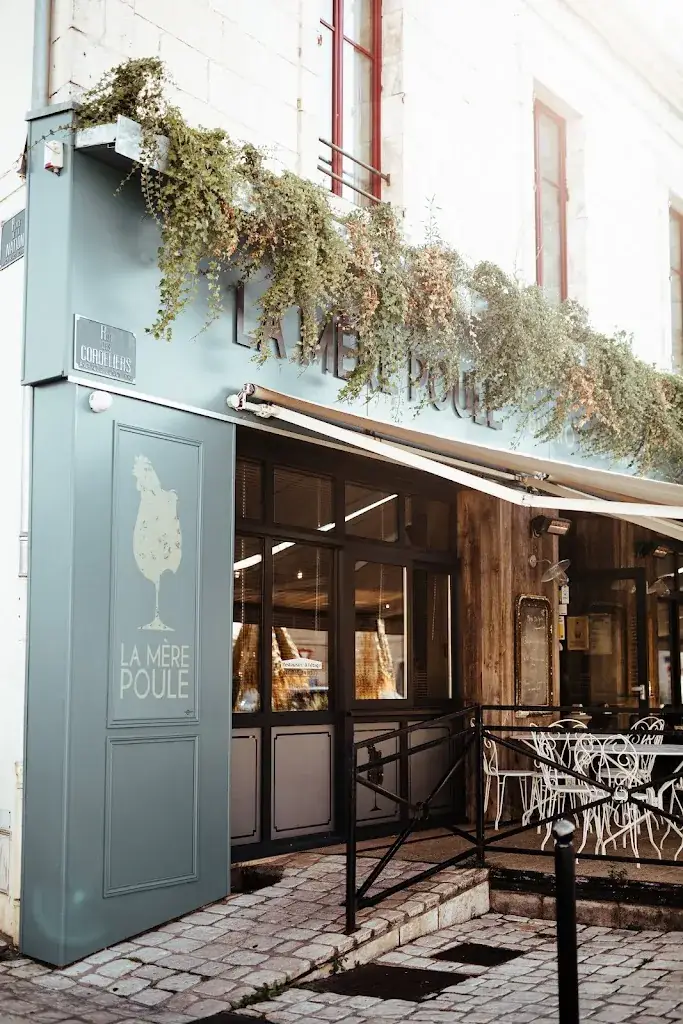 La Mère Poule_Bourges_slider_image_1