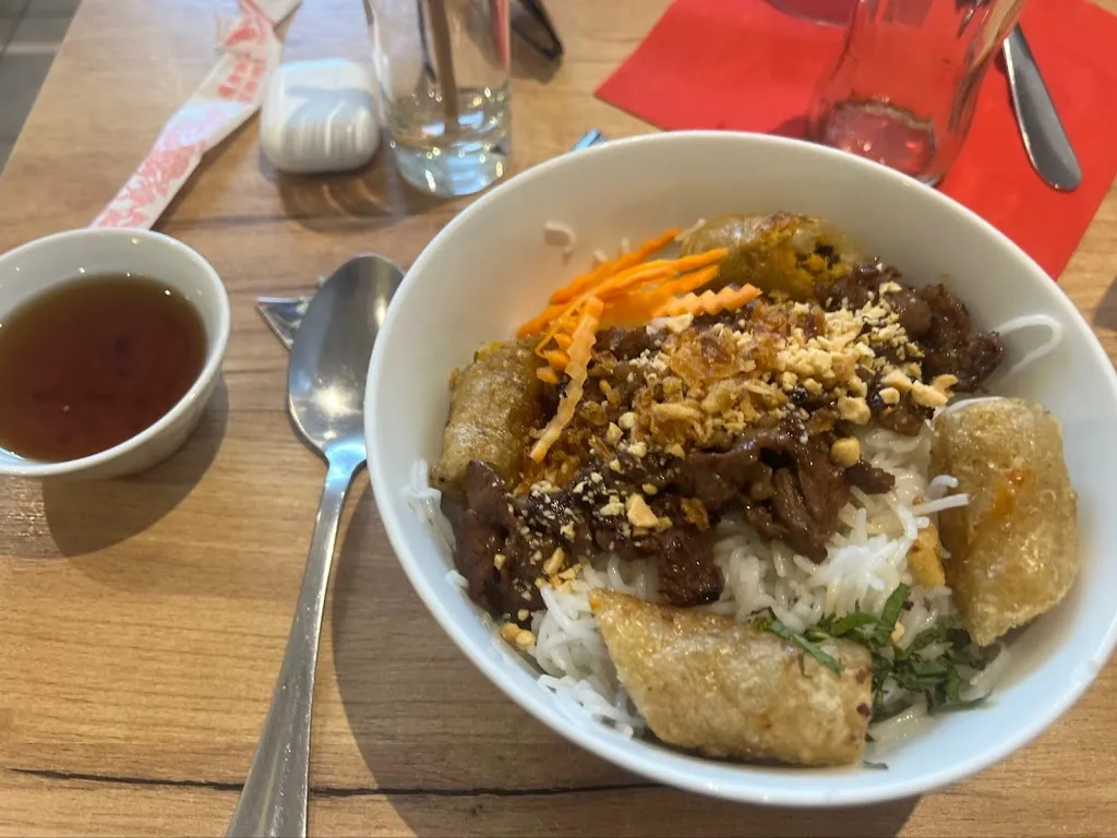 Michael Rubio_Hong Phuc_Bourges_avis