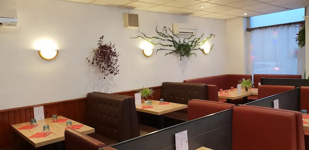 Hong Phuc_Bourges_slider_image_1