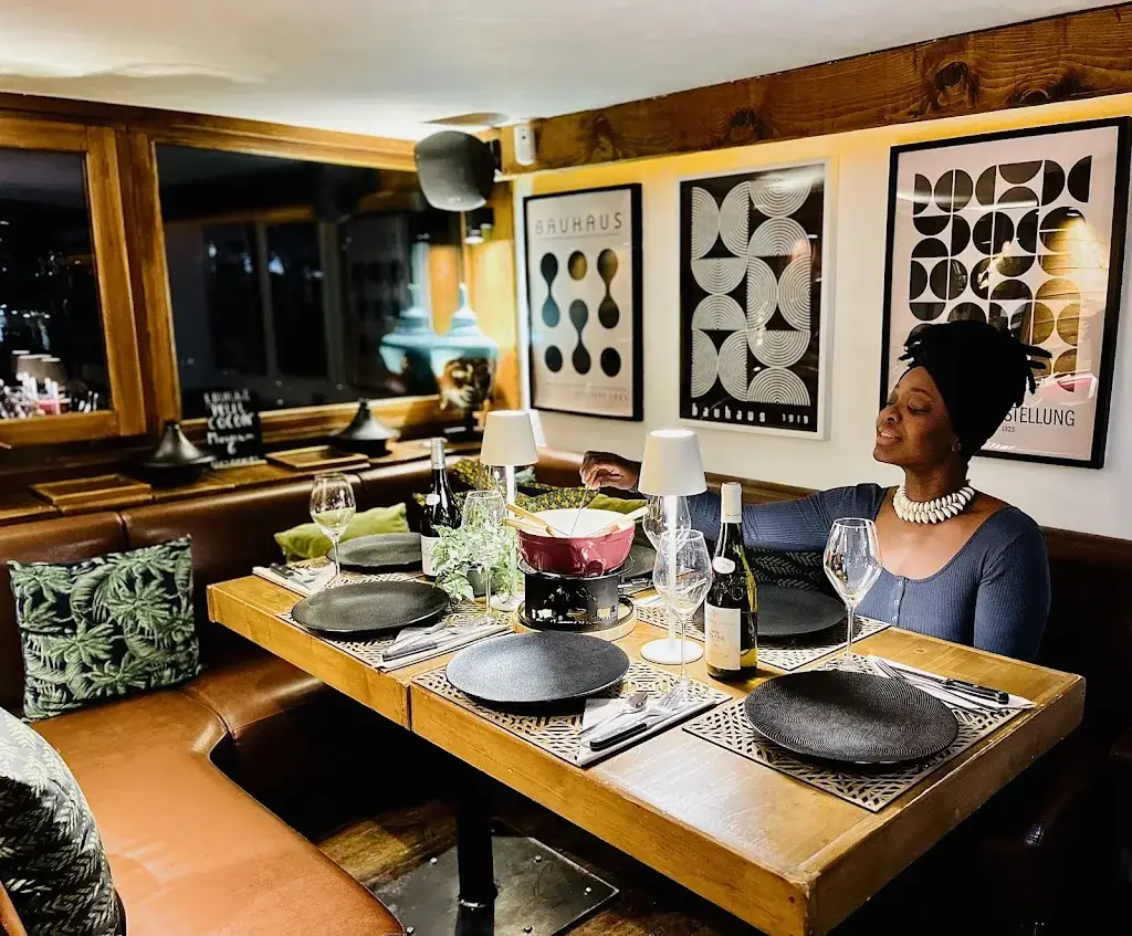 NAWI RESTAURANT restaurant in Bourg-Saint-Maurice