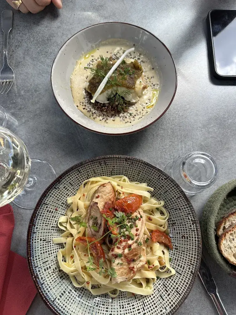 Papilles & Bouchons_Bourges_slider_image_3