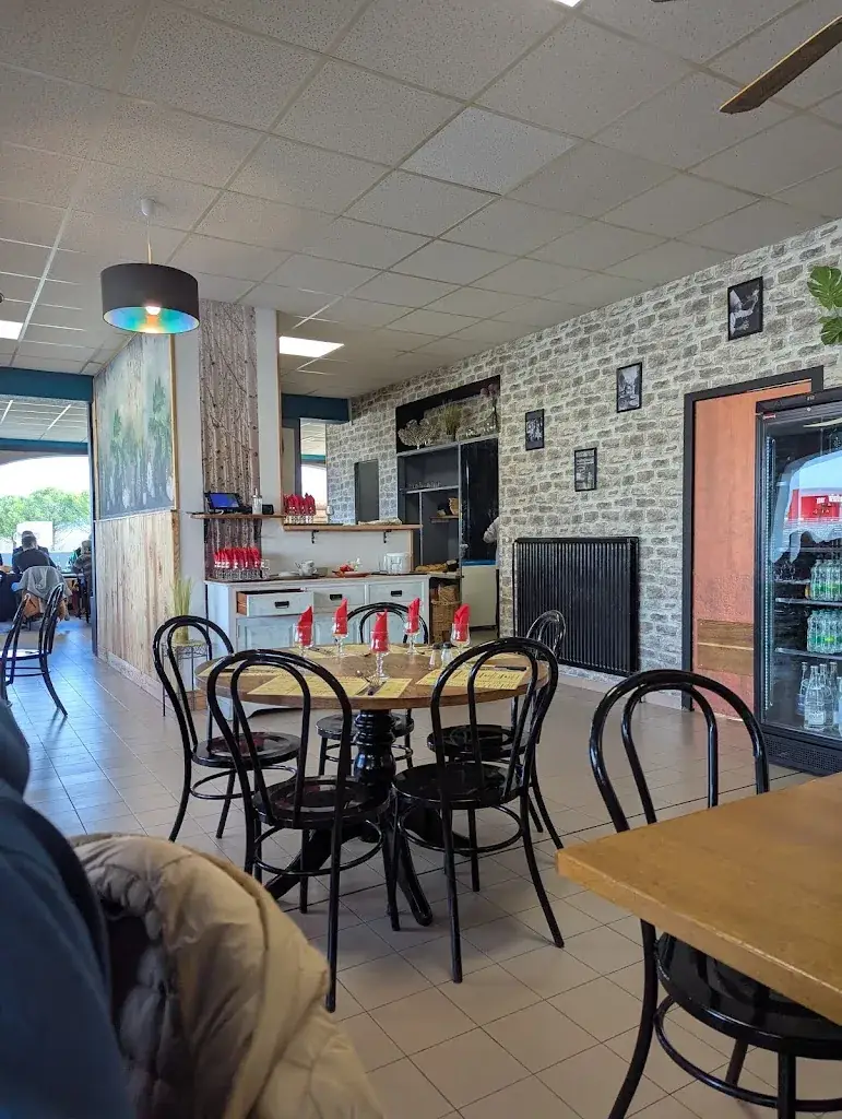 Brasserie L'Etape restaurant in Château-Gaillard