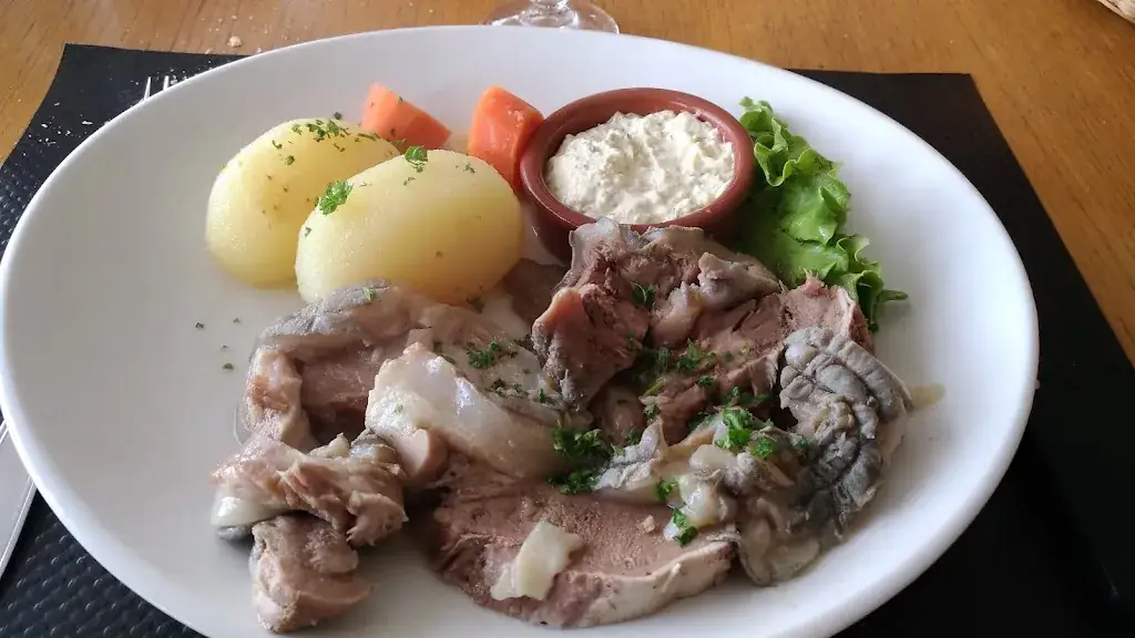 Brasserie L'Etape_Château-Gaillard_slider_image_2