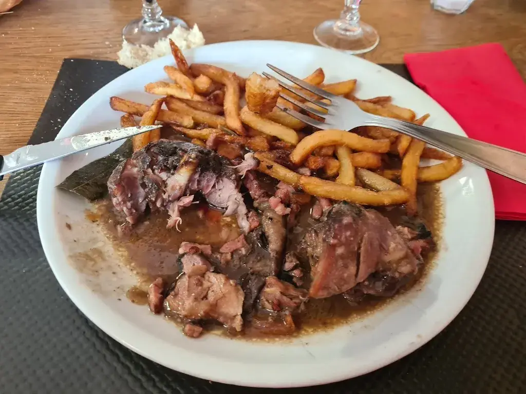 Brasserie L'Etape_Château-Gaillard_slider_image_3