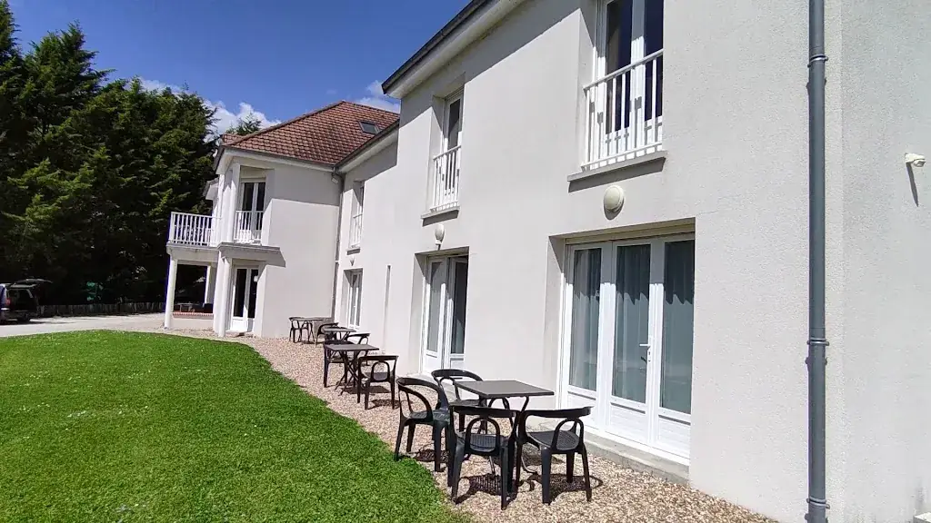 Hôtel L'Orée des Châteaux restaurant à Bracieux