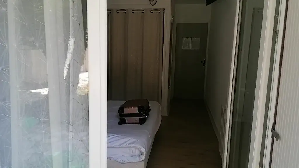 Hôtel de la Bonnheure restaurant in Bracieux