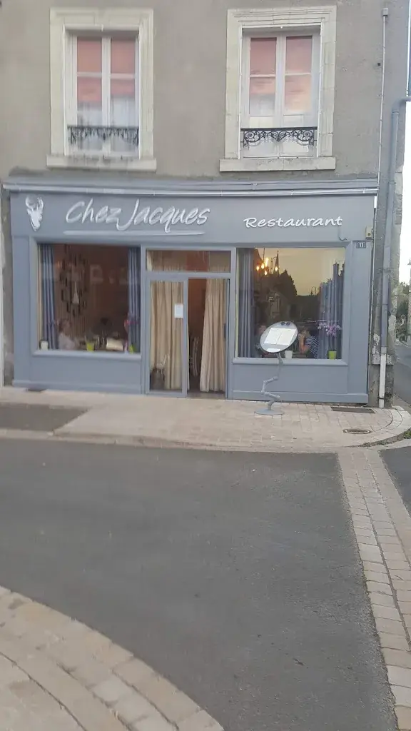 Andrew Rowe_Chez Jacques_Bracieux_review