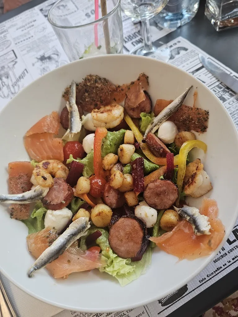 Tessy Schwarmes-Schuller_Auberge la Solognote_Brinon-sur-Sauldre_reseña