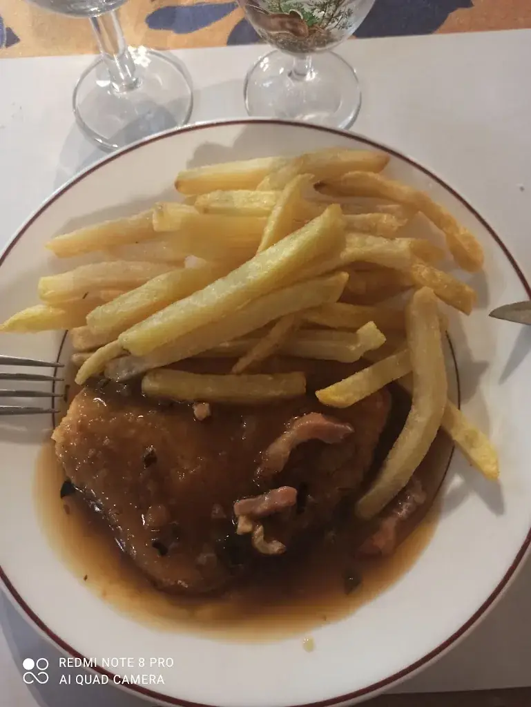 Restaurant _ Au P'tit Bonheur_Clémont_slider_image_3