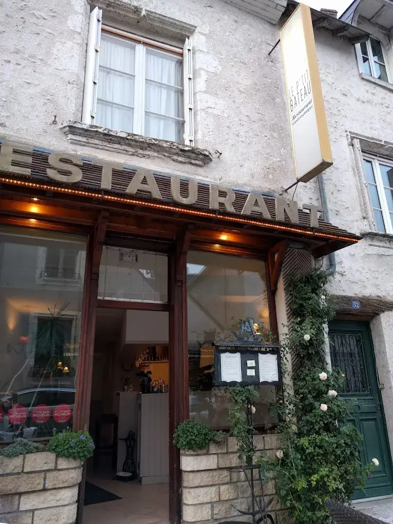 Le P'tit Bateau restaurant à Beaugency