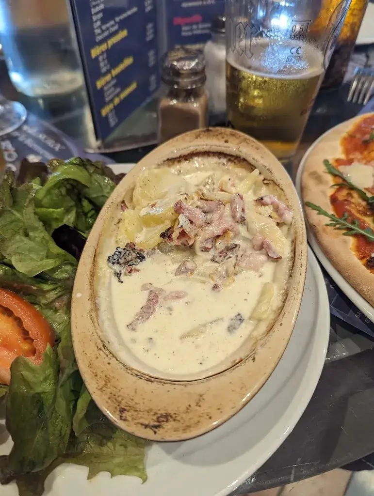 John Farrish_Snack Ski Roc_Bourg-Saint-Maurice_avis