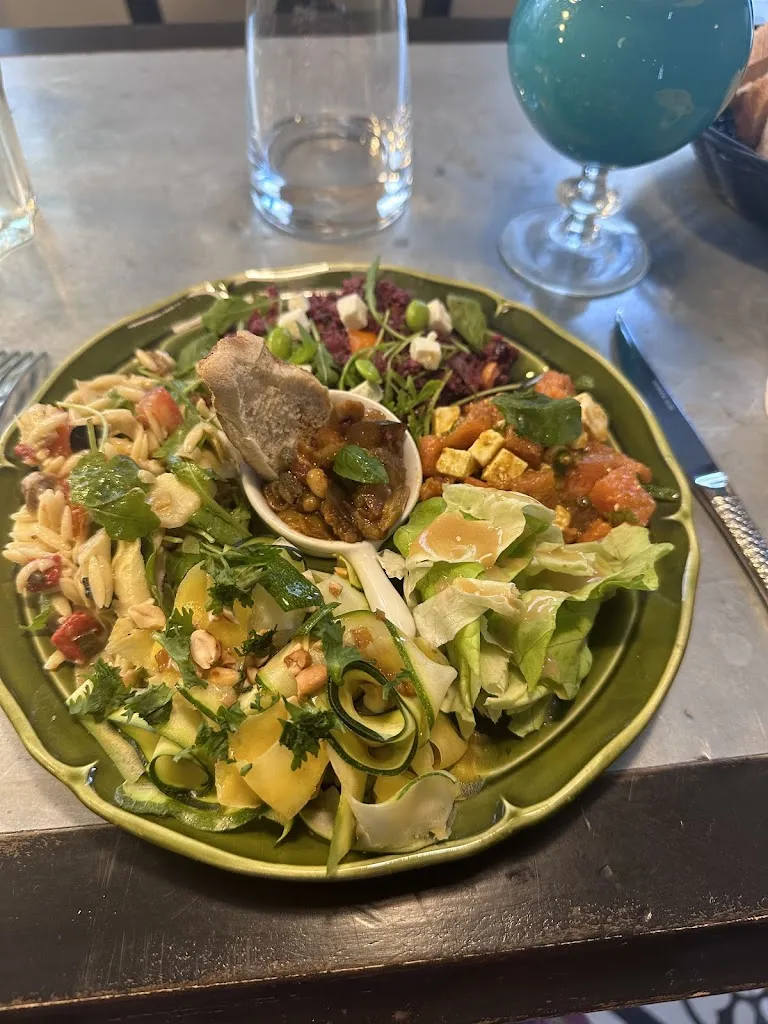 Menu_Restaurant Les Pieds sous la Table d'Adeline_Beaugency_image_6