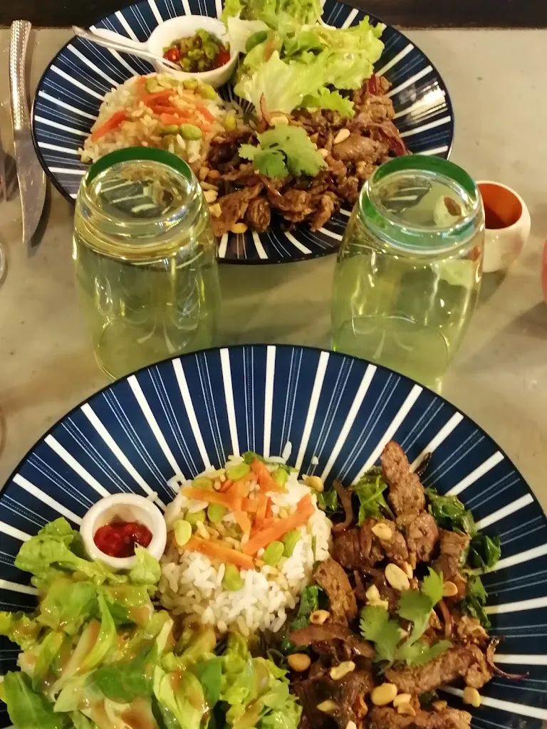 Restaurant Les Pieds sous la Table d'Adeline_Beaugency_slider_image_3