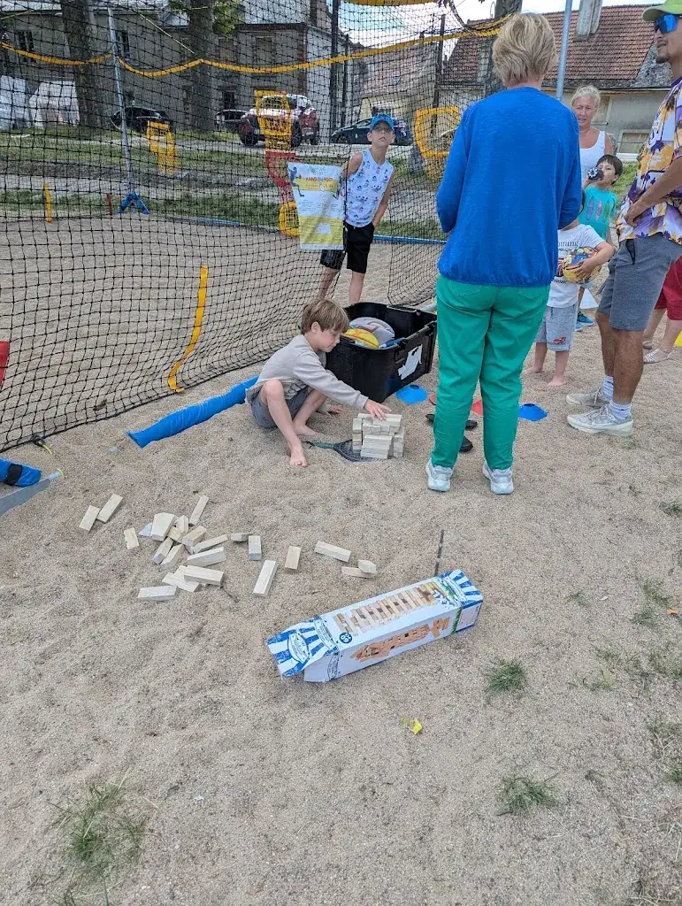 Willem Cornet_La cabane de Loire_Beaugency_review