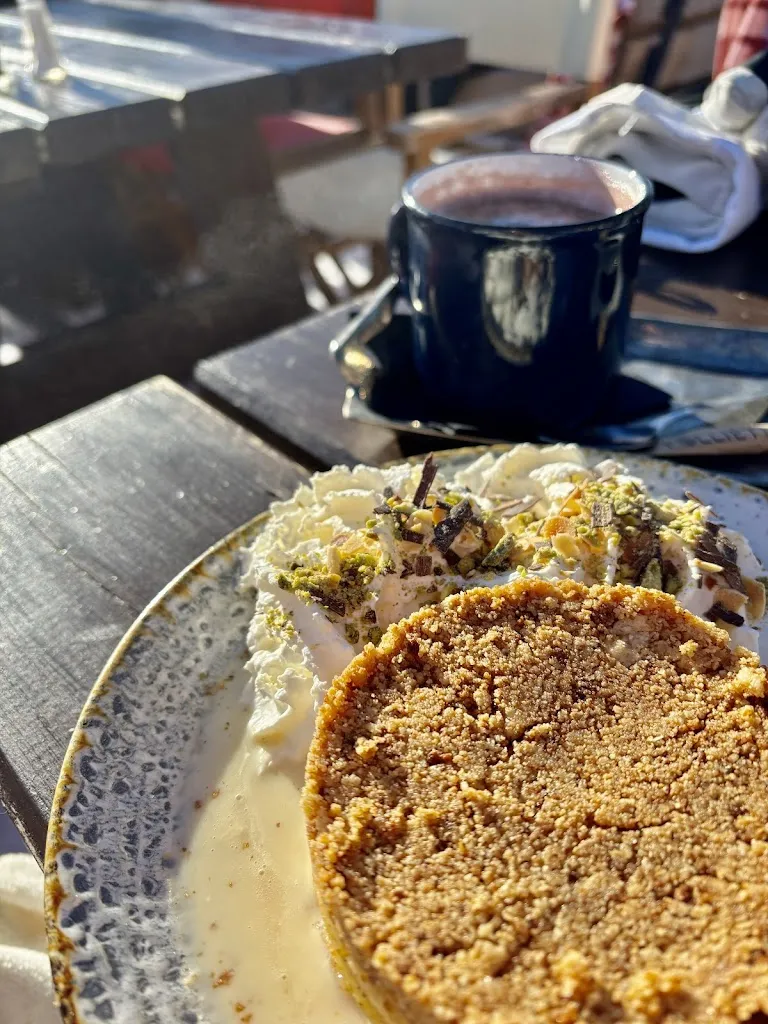 Lazar Vasic_Chalets de l'Arc_Bourg-Saint-Maurice_review