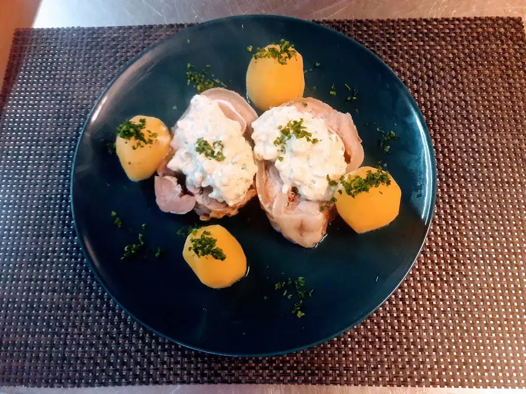 Between Earth and sea_Tavers_slider_image_2