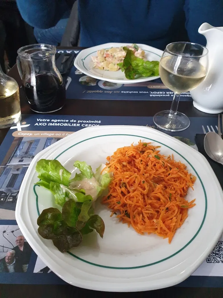 véronique Biccheri_La Taverne de l'Ecluse, nouveau propriétaire_Cepoy_review