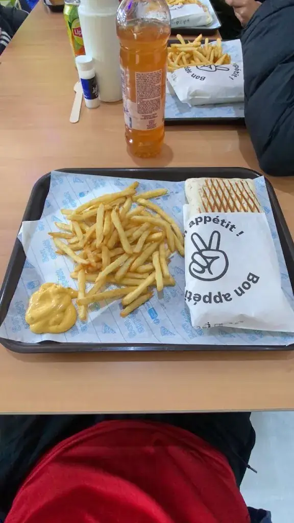 Aymen Le marocain_Le royal cepoy_Cepoy_reseña