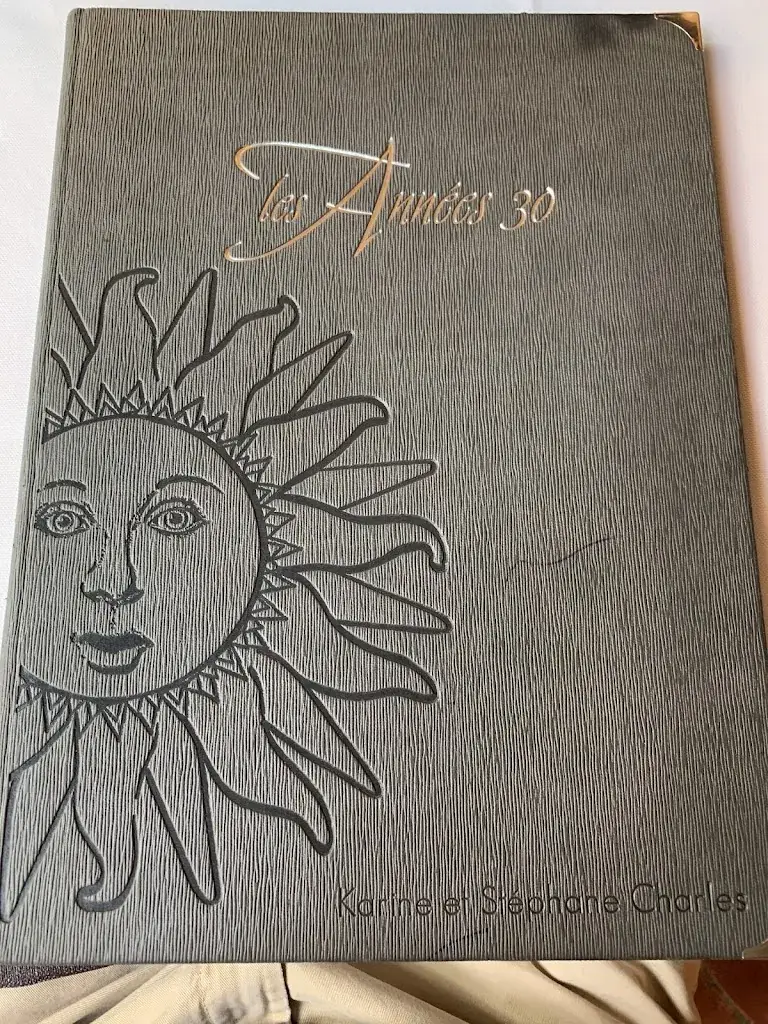 Lawrence T_Les Années 30_Chinon_recensione