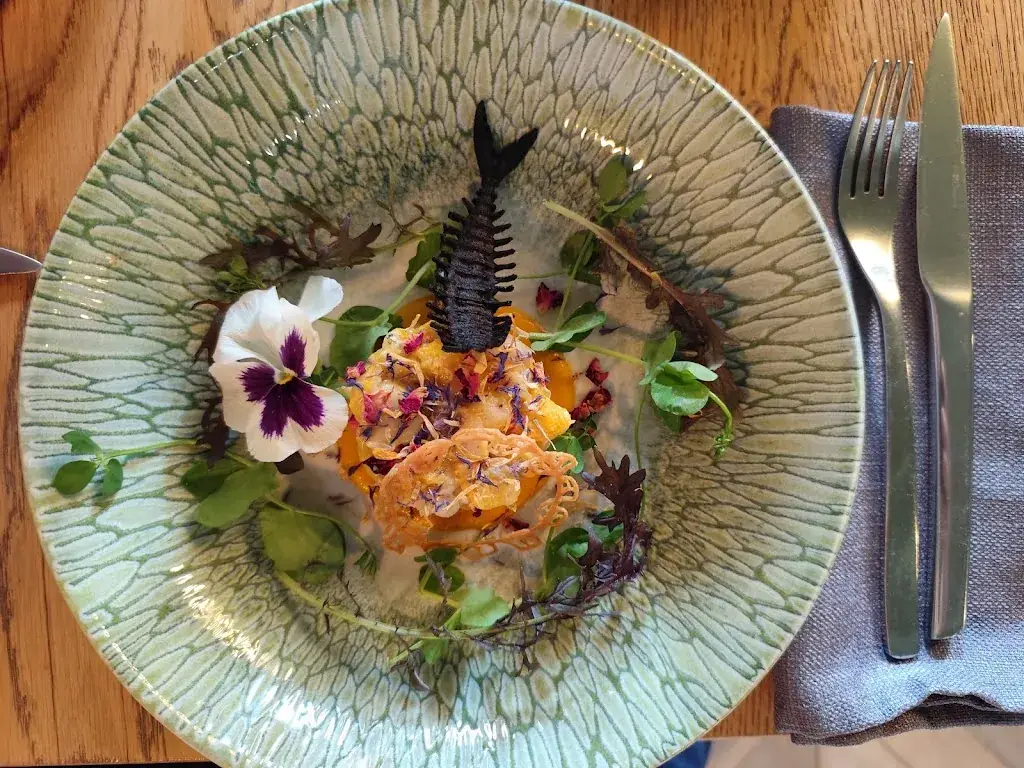 Les Années 30_Chinon_slider_image_3