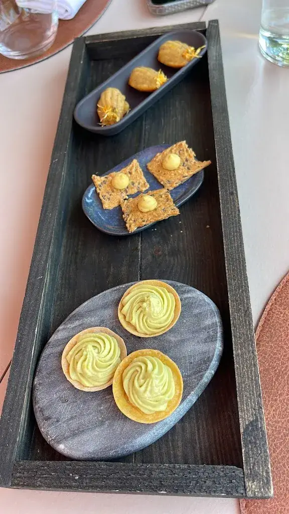 maria wong_Au Local_Chinon_review