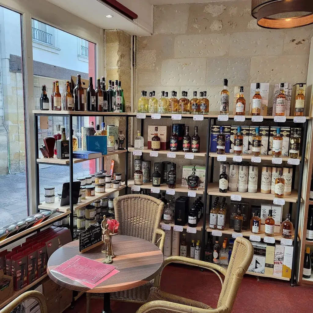 La Cave Voltaire_Chinon_slider_image_3