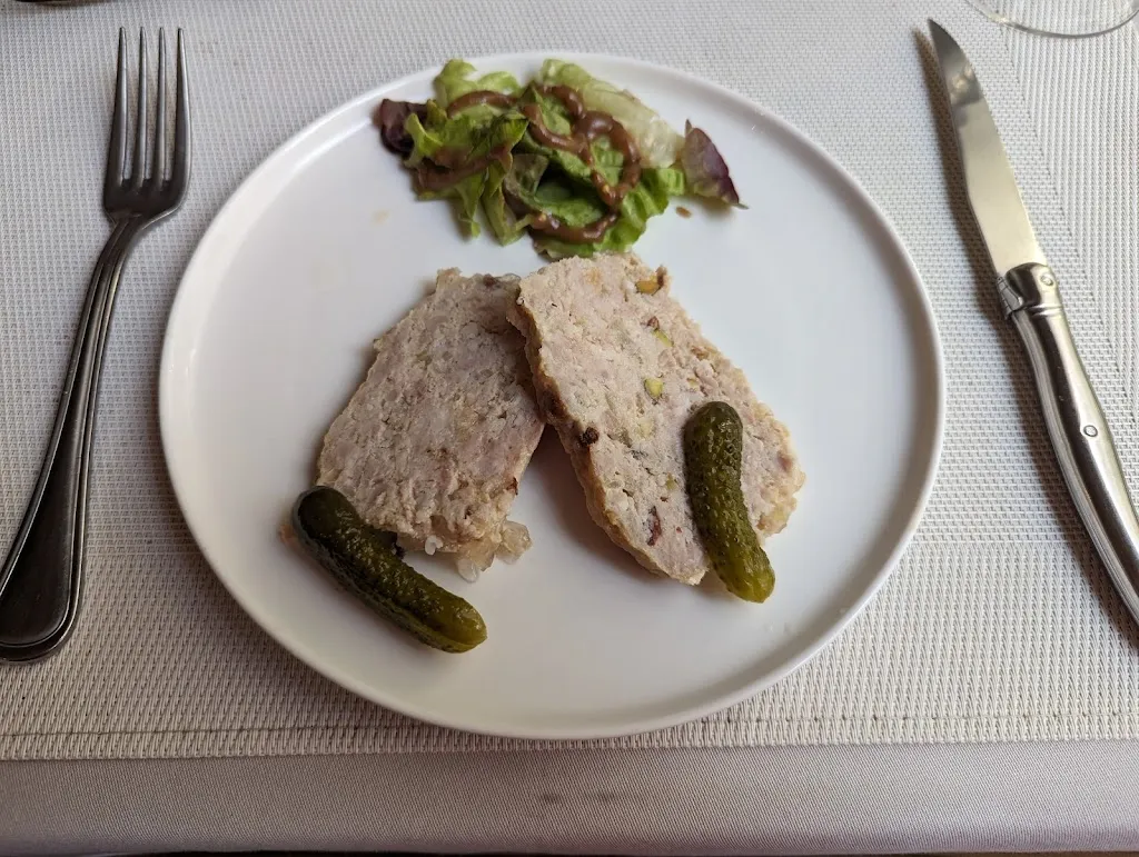 George Gibb_La Table de Jeanne_Chinon_review