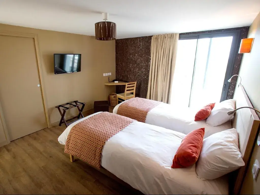 Logis Hôtel Imago_Roche-Clermault_slider_image_2