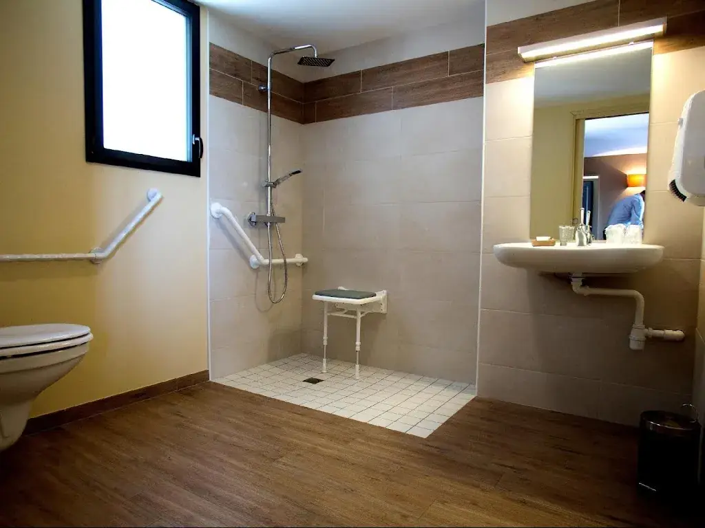 Logis Hôtel Imago_Roche-Clermault_slider_image_3