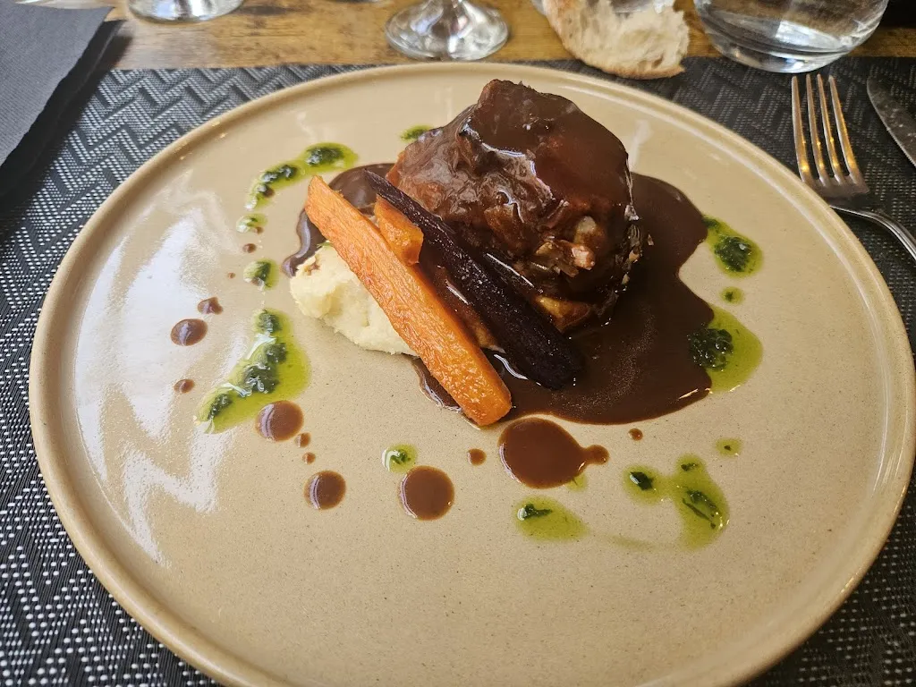 Bistrot les tanins_Chinon_slider_image_3