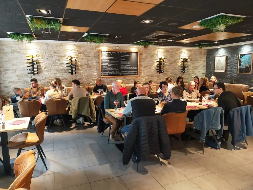 Les Pierres Rabelaisiennes Restaurant in Chinon