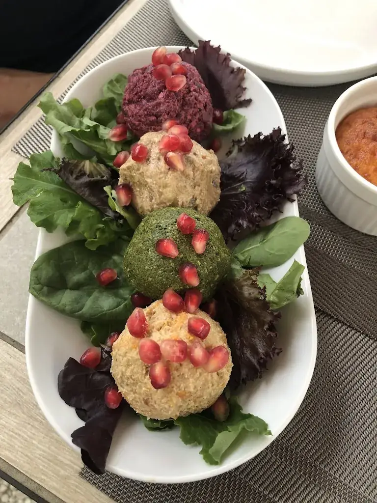 Christine_GEORGIA_Chinon_review