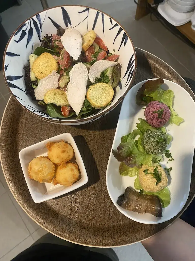 GEORGIA_Chinon_slider_image_2