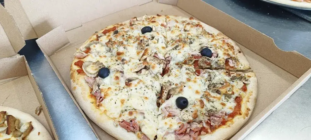 Food truck O'G FaiM | Chinon_Beaumont-en-Véron_slider_image_1