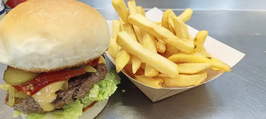 Food truck O'G FaiM | Chinon_Beaumont-en-Véron_slider_image_2