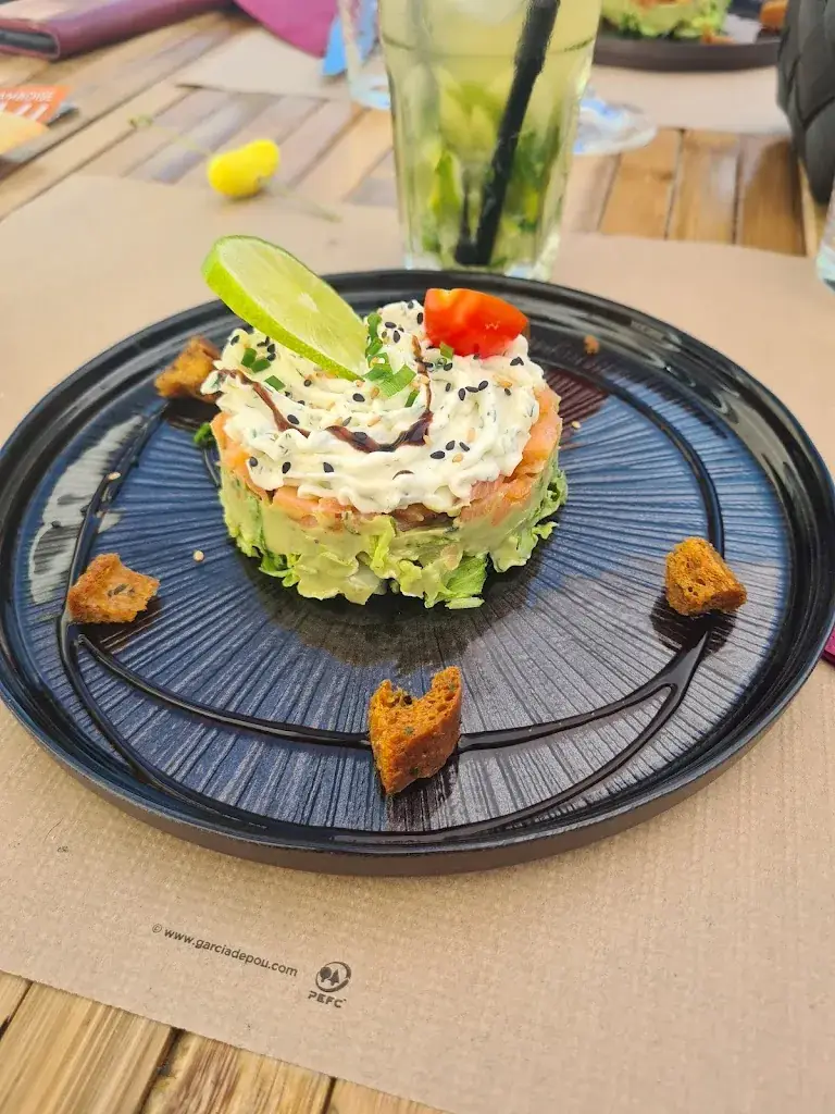 Doni Bureau_Côté Jardin_Avoine_review