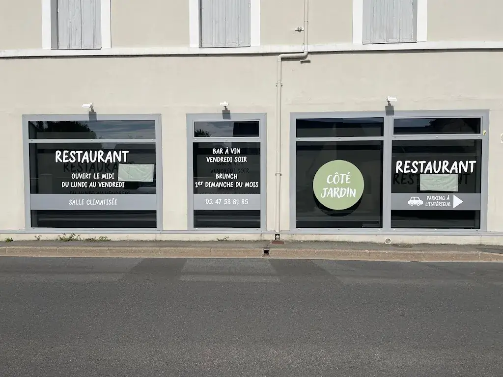 Côté Jardin restaurant in Avoine