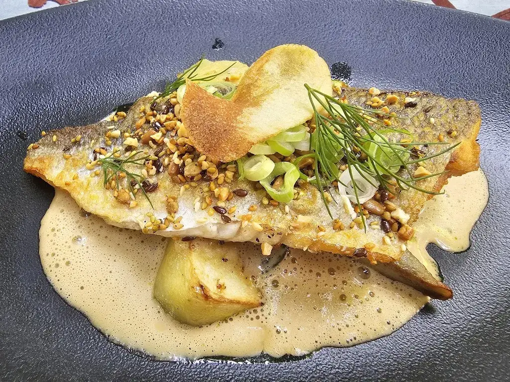 José Adrián Moreno_Le Lion D 'Or_Candé-sur-Beuvron_review