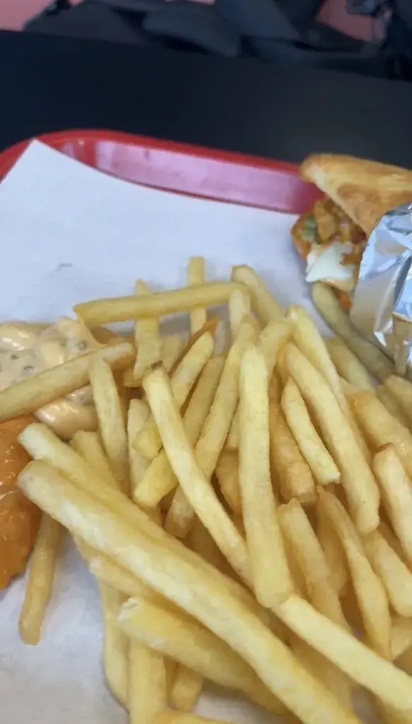 Slimane Khemari_MIAM LABARCA_Ambérieu-en-Bugey_review