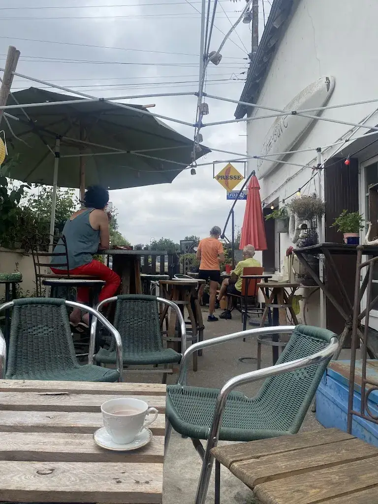 gulgutz90_La Plage_Candé-sur-Beuvron_review