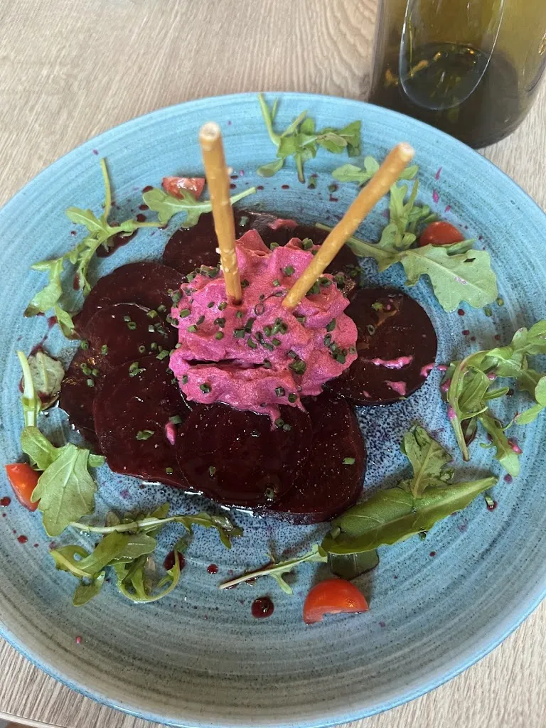 Katie Getchell_la rose de pindare_Bourgueil_review