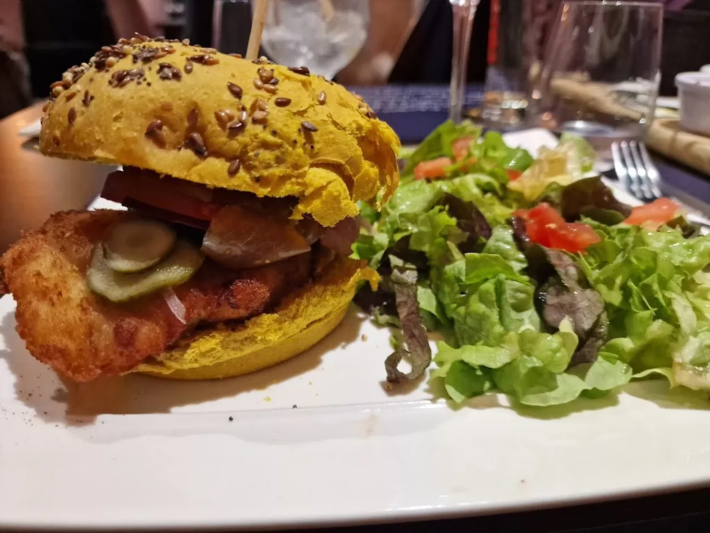 Caio JEHRING_Au Comptoir_Brou_review